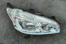 Fanale anteriore destro 9802221280-89905648 PEUGEOT 208 1.4 Hdi 2012-2015 Fanale anteriore destro 9802221280-89905648 PEUGEOT 208 1.4 Hdi 2012-2015