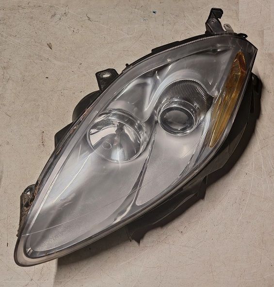 Fanale anteriore sinistro 5177538 FIAT BRAVO 2007-2014 -Spinotto giallo Fanale anteriore sinistro 5177538 FIAT BRAVO 2007-2014 -Spinotto giallo