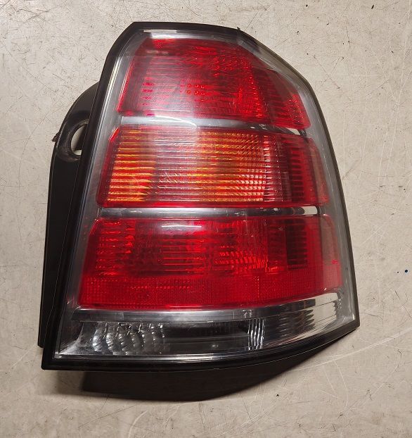 Fanale posteriore destro 24451843 OPEL ZAFIRA B 2006-2011 Fanale posteriore destro 24451843 OPEL ZAFIRA B 2006-2011