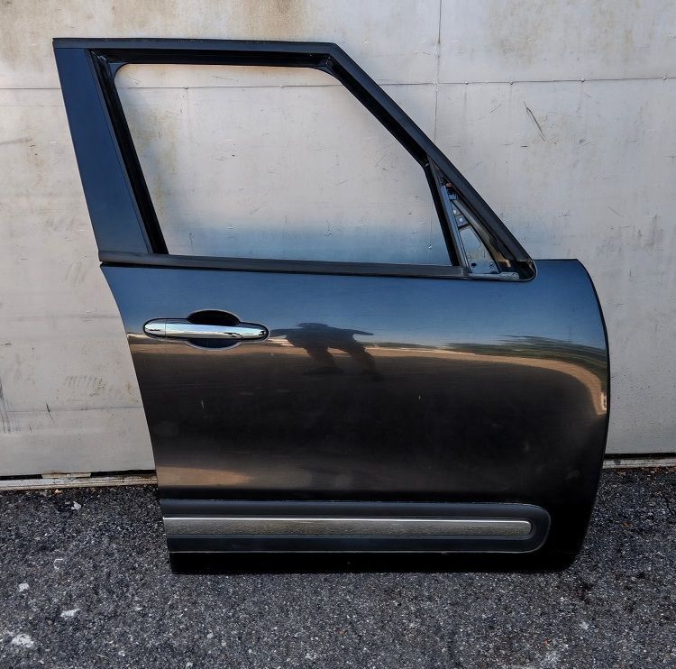 Porta anteriore destra FIAT 500L 1.3 Mjt 2012-2016 Porta anteriore destra FIAT 500L 1.3 Mjt 2012-2016