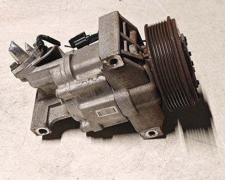 Compressore A/C 926000216R RENAULT CLIO IV  0.9 Turbo TCE Benzina -Gpl (2013-2016)
