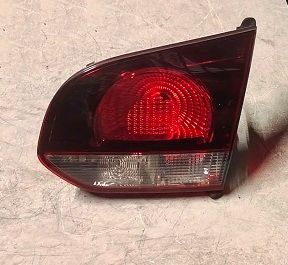 Fanale posteriore interno destro 5k0945094AA VOLKSWAGEN GOLF 6 1.6 Tdi 2008-2012 Fanale posteriore interno destro 5k0945094AA VOLKSWAGEN GOLF 6 1.6 Tdi 2008-2012