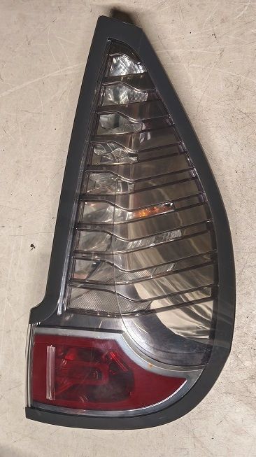 Fanale posteriore esterno destro 265503764R RENAULT SCENIC 2012-2016 Fanale posteriore esterno destro 265503764R RENAULT SCENIC 2012-2016