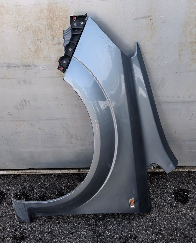 Parafango anteriore sinistro OPEL ZAFIRA B 2007-2012 Parafango anteriore sinistro OPEL ZAFIRA B 2007-2012