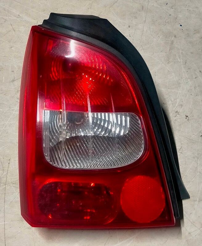 Fanale posteriore sinistro 8200387888 RENAULT TWINGO 2007-2011 Fanale posteriore sinistro 8200387888 RENAULT TWINGO 2007-2011