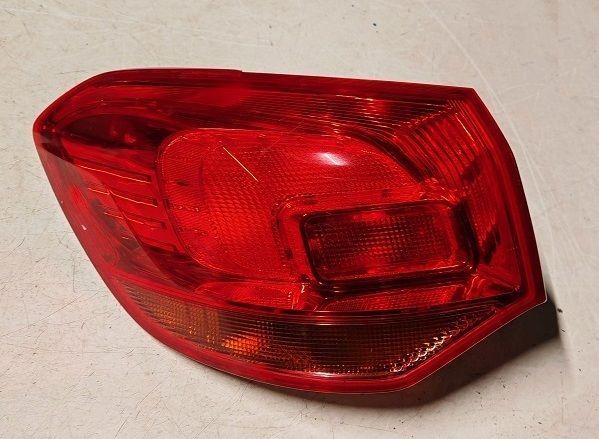 Fanale posteriore esterno sinistro 13282242 OPEL ASTRA J SW 2010-2015