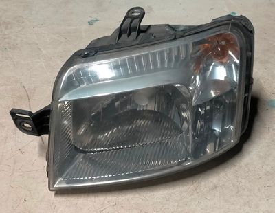 Fanale anteriore sinistro 51867677 FIAT PANDA II 2003-2009 - Spinotto Bianco Fanale anteriore sinistro 51867677 FIAT PANDA II 2003-2009 - Spinotto Bianco