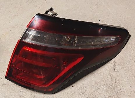 Fanale posteriore destro esterno 9673164780 CITROEN C4 PICASSO 1.6 HDI 2006-2013 - Fumè Fanale posteriore destro esterno 9673164780 CITROEN C4 PICASSO 1.6 HDI 2006-2013 - Fumè