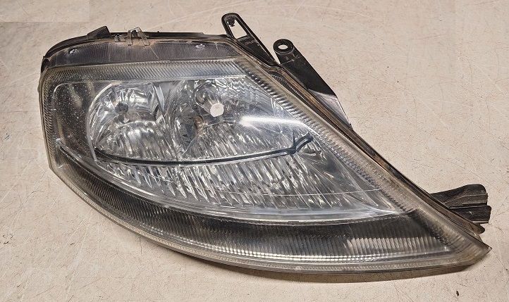 Fanale anteriore destro 9682672980 CITROEN C3 2005-2010 Fanale anteriore destro 9682672980 CITROEN C3 2005-2010