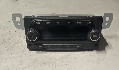 Autoradio 557799431-42451288 OPEL KARL 2015-2017 Autoradio 557799431-42451288 OPEL KARL 2015-2017
