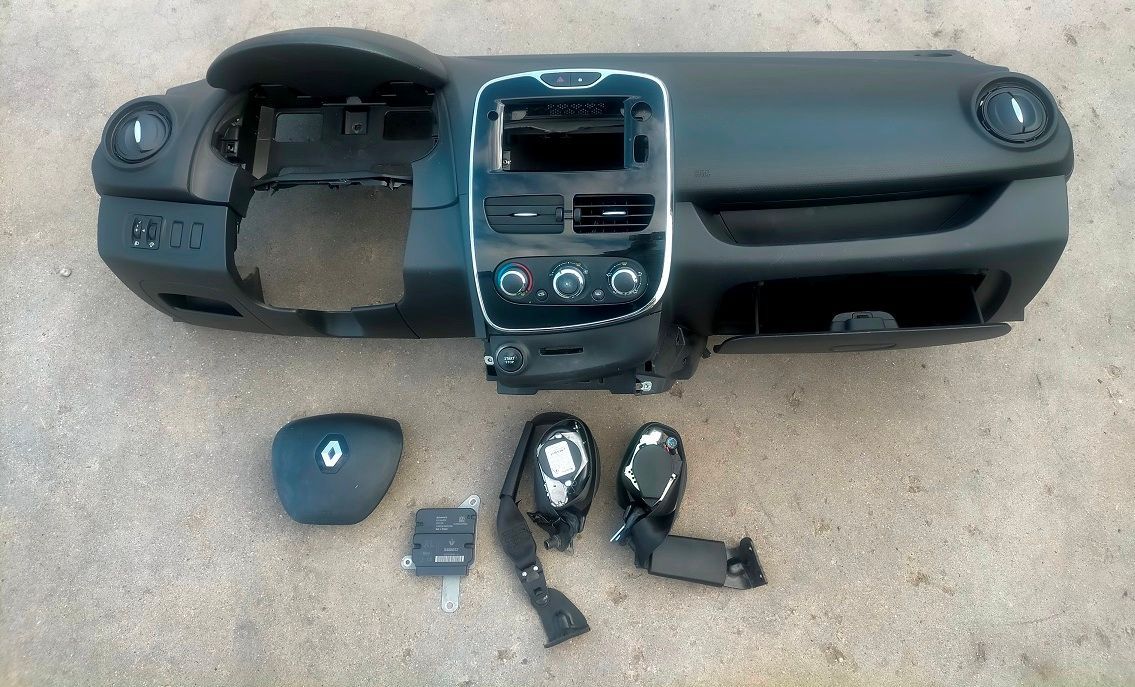 Kit Airbag completo RENAULT CLIO 4 (2012-2019) Kit Airbag completo RENAULT CLIO 4 (2012-2019)