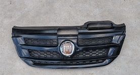 Griglia anteriore 55000802 FIAT FREEMONT 2.0 MJT ( 2011-2016) Griglia anteriore 55000802 FIAT FREEMONT 2.0 MJT ( 2011-2016)