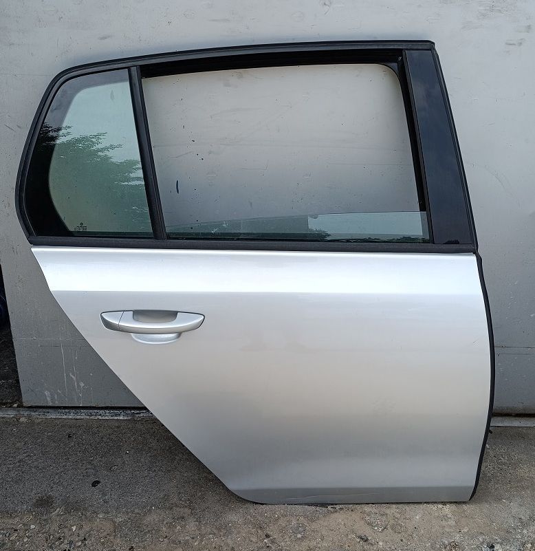 Porta posteriore destra VOLKSWAGEN GOLF 6 2008-2012 Porta posteriore destra VOLKSWAGEN GOLF 6 2008-2012