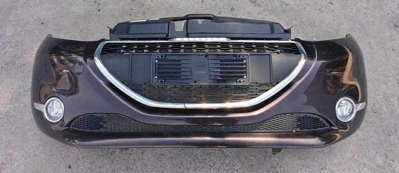 Paraurti anteriore con fendi PEUGEOT 208  1.4 Hdi  2012-2015