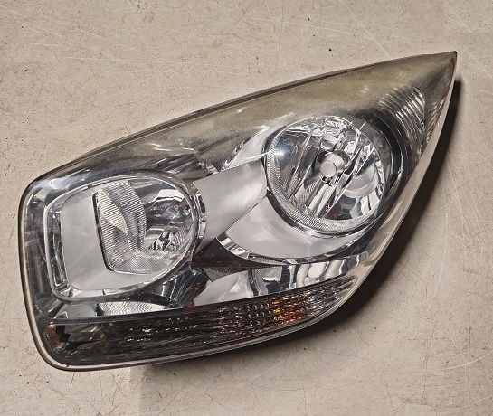 Fanale anteriore sinistro 92101--1P000-030125720100 KIA VENGA 1.4 Crdi 2010-2015