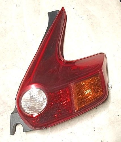 Fanale posteriore destro 265551KA0B NISSAN JUKE 1° serie (2010-2013) Fanale posteriore destro 265551KA0B NISSAN JUKE 1° serie (2010-2013)