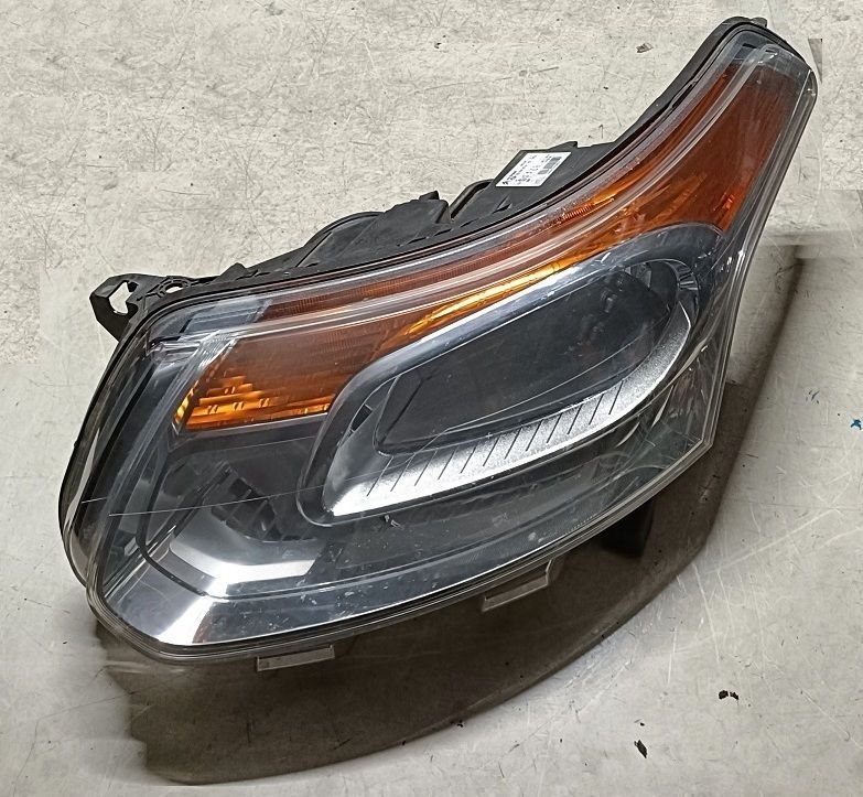 Fanale anteriore sinistro 9681873980 CITROEN C3 PICASSO (2009-2014) Fanale anteriore sinistro 9681873980 CITROEN C3 PICASSO (2009-2014)