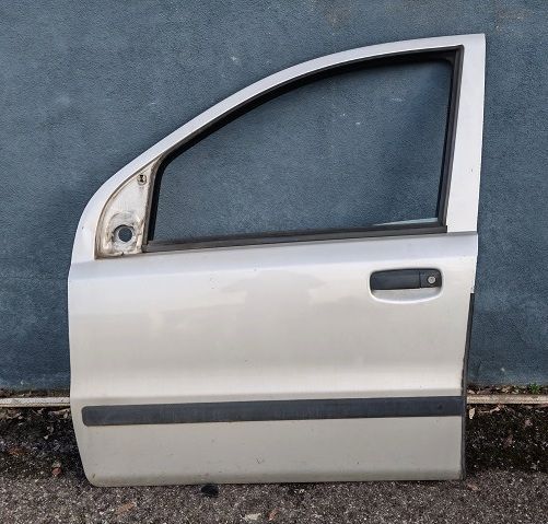 Portiera anteriore sinistra FIAT PANDA 169 1.2 Benzina 2008-2011 Portiera anteriore sinistra FIAT PANDA 169 1.2 Benzina 2008-2011
