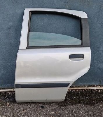 Portiera posteriore sinistra FIAT PANDA 169 1.2 Benzina 2008-2011 Portiera posteriore sinistra FIAT PANDA 169 1.2 Benzina 2008-2011