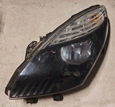 Fanale anteriore sinistro 260600023R RENAULT SCENIC X-MOD 2009-2013 Fanale anteriore sinistro 260600023R RENAULT SCENIC X-MOD 2009-2013