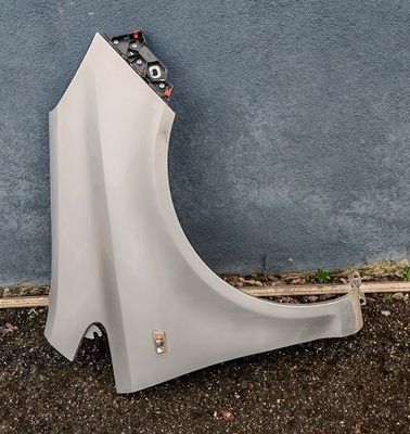 Parafango anteriore destro OPEL CORSA D 1.2 Benzina 2007-2011 Parafango anteriore destro OPEL CORSA D 1.2 Benzina 2007-2011