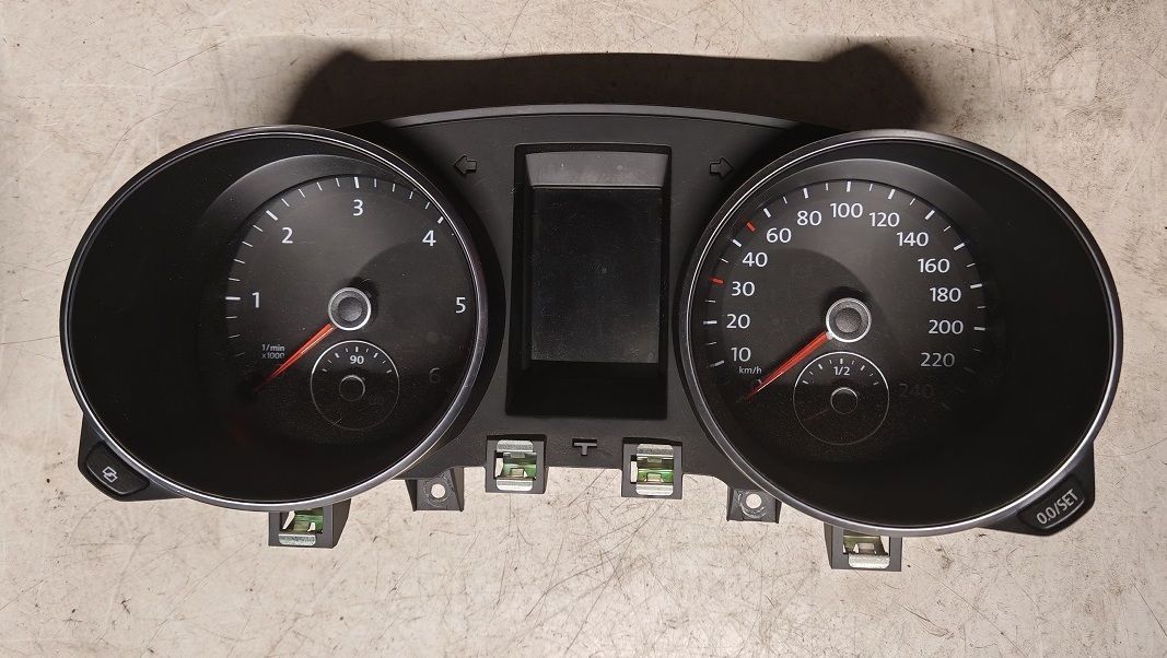 Quadro strumenti 5K0920871A VOLKSWAGEN GOLF 6 2.0 Tdi 2008-2012 Quadro strumenti 5K0920871A VOLKSWAGEN GOLF 6 2.0 Tdi 2008-2012