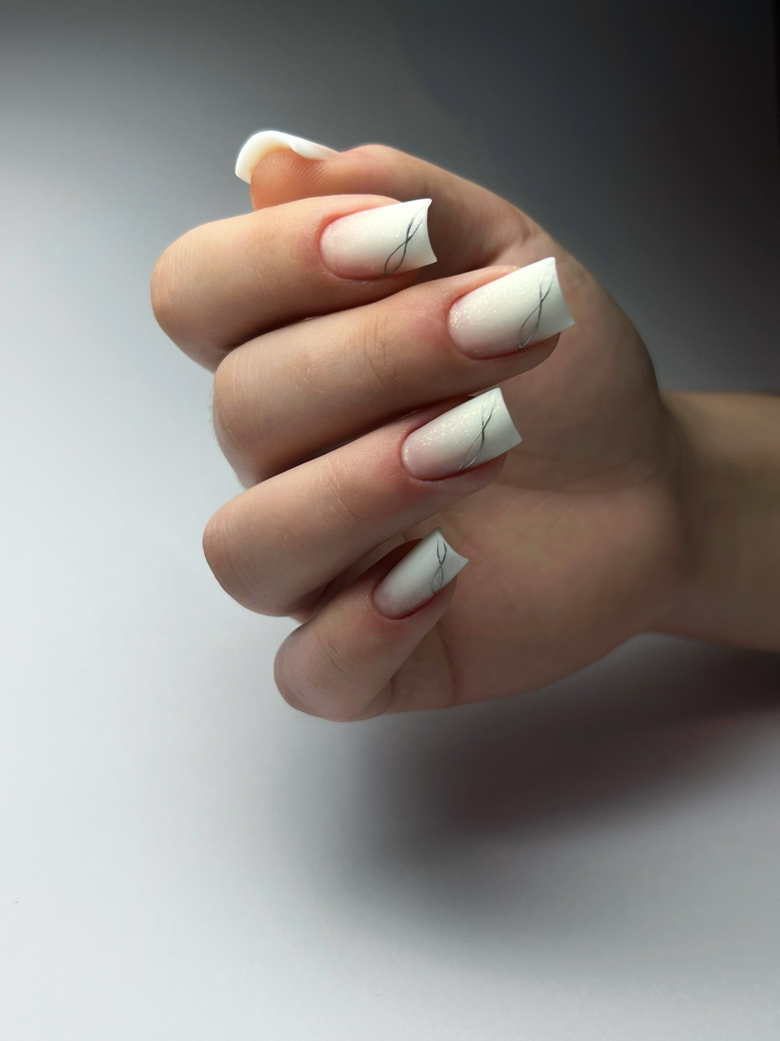 ℰ?ℯ????ℯ Mini Nails
