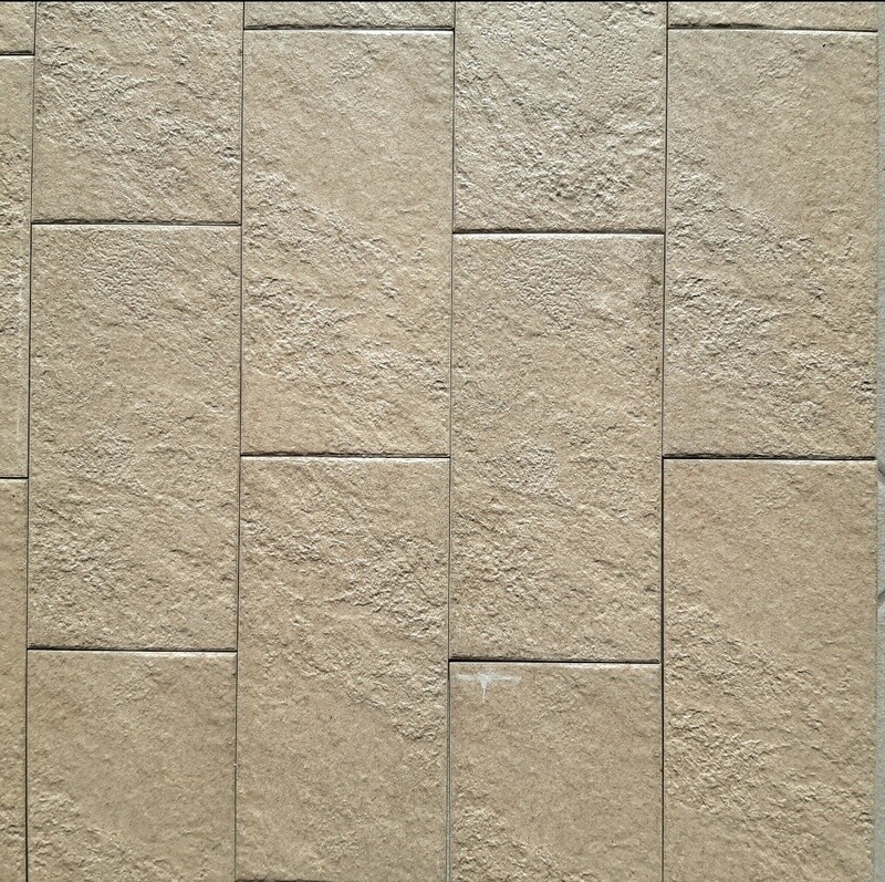 Pietra Beige 15x30 Esterno                                      disponibilità 13.86 mq