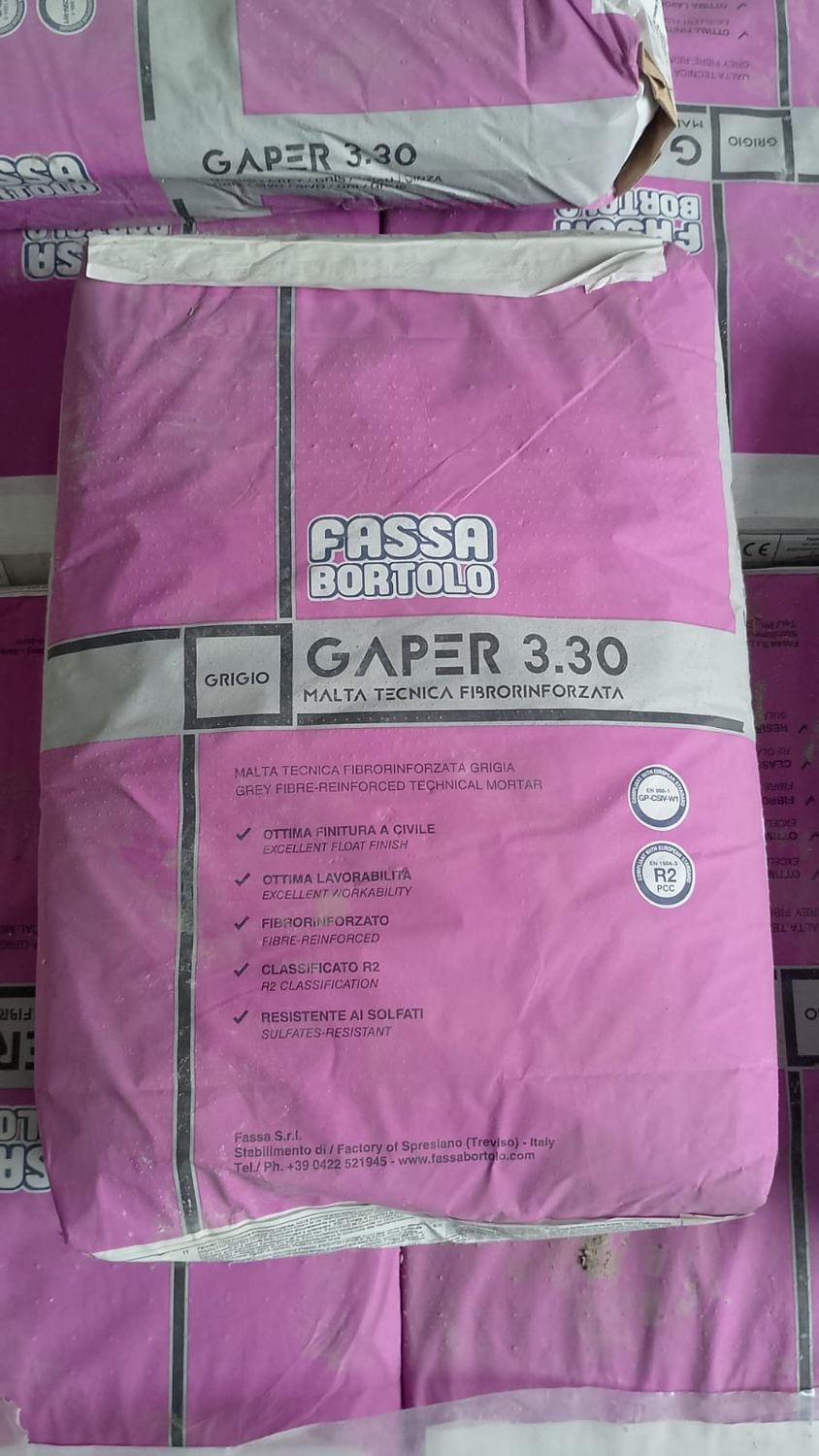 gaper 3.30 malta cementizia semi rapida tixotropica,fibrorinforzata per interni  ed esterni.