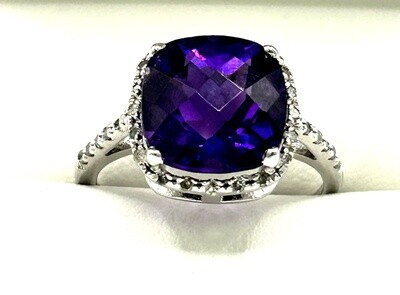 10K WG Amethyst With Diamond Halo Sz 7