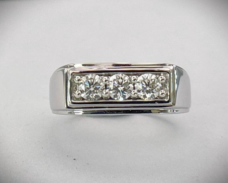 14K WG .76cttw 3 Diamond Men's Band Sz 9