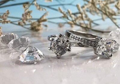 Diamond Brilliance Unveiled | Diamond Engagement Rings at Barry Coats Jewelers