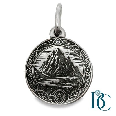 SS Mountain Scene Charm BCJ1087