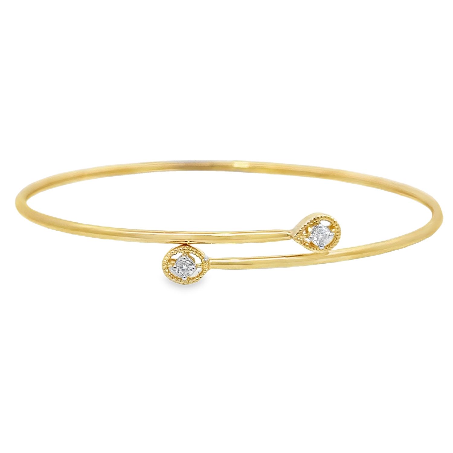 10k YG 0.10 ctw Diamond Bangle