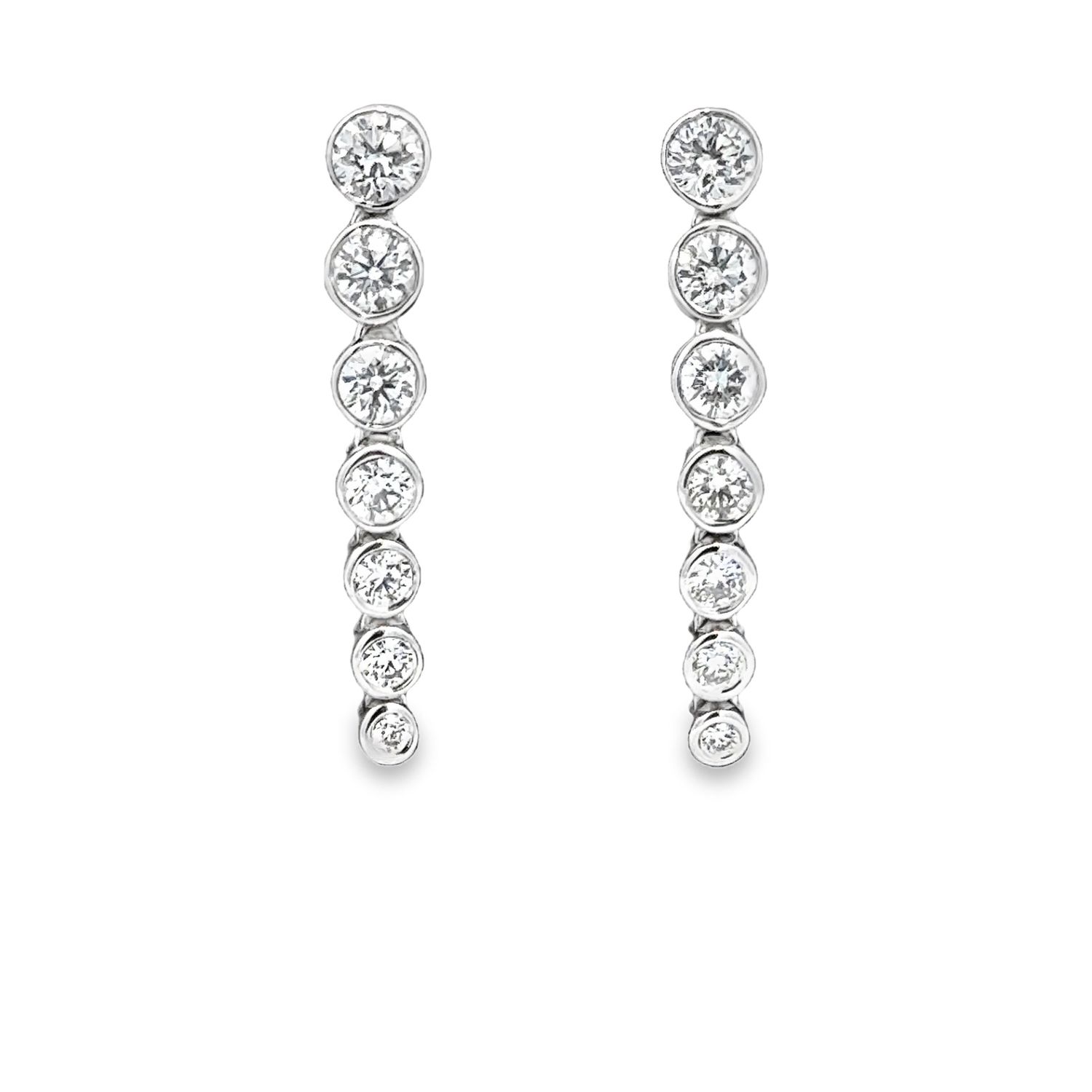 10k WG 1.00ctw Lab Diamond Graduating Earrings
