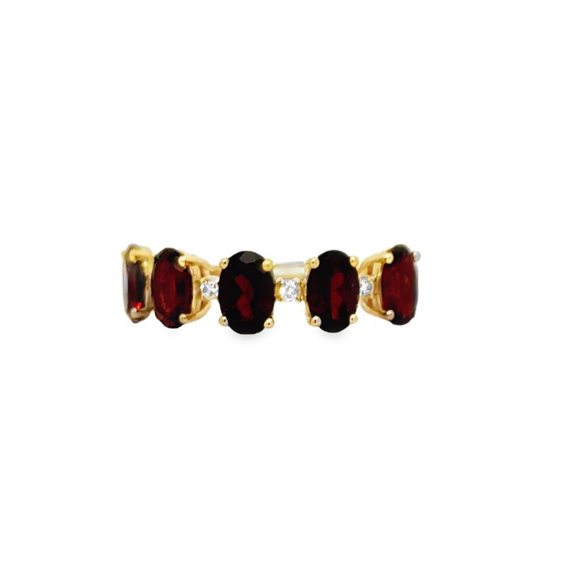 14k YG 0.06ctw Diamond 2.73ctw Garnet Ring