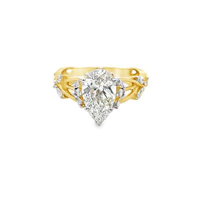 14k YG 2.40ctw Lab Diamond Floral Pear Cut Diamond Ring