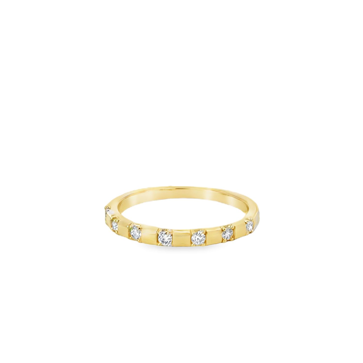 10k 0.15ctw Round Lab Diamond Band, Color: Yellow Gold