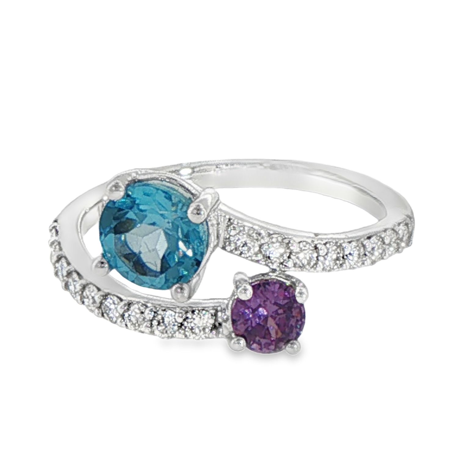 14k WG 0.30ctw Diamond & 1.45ctw Blue topaz & Aquamarine Ring