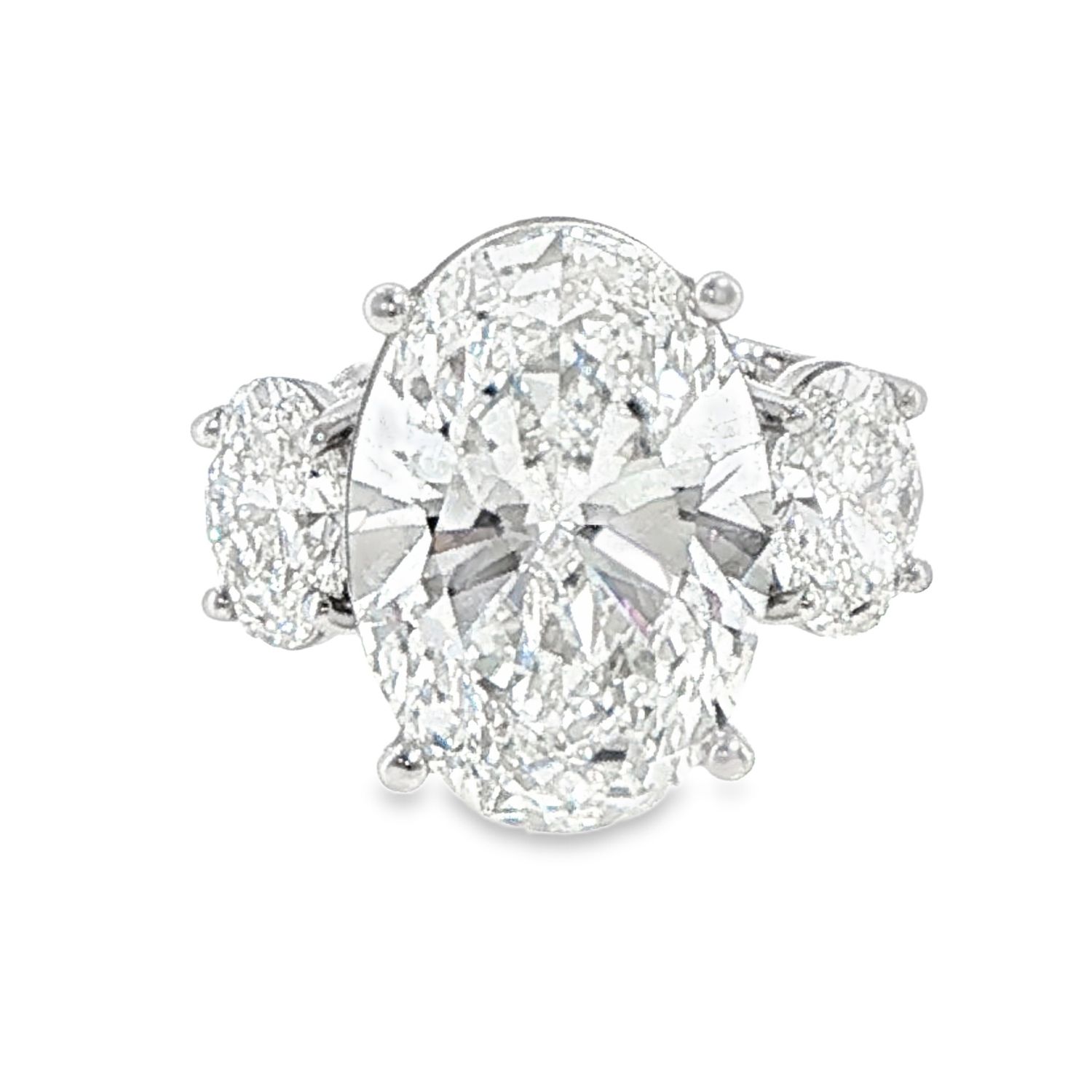 14k WG 12.00ct Lab Diamond Fashion Ring 14k WG 12.00ct Lab Diamond Fashion Ring