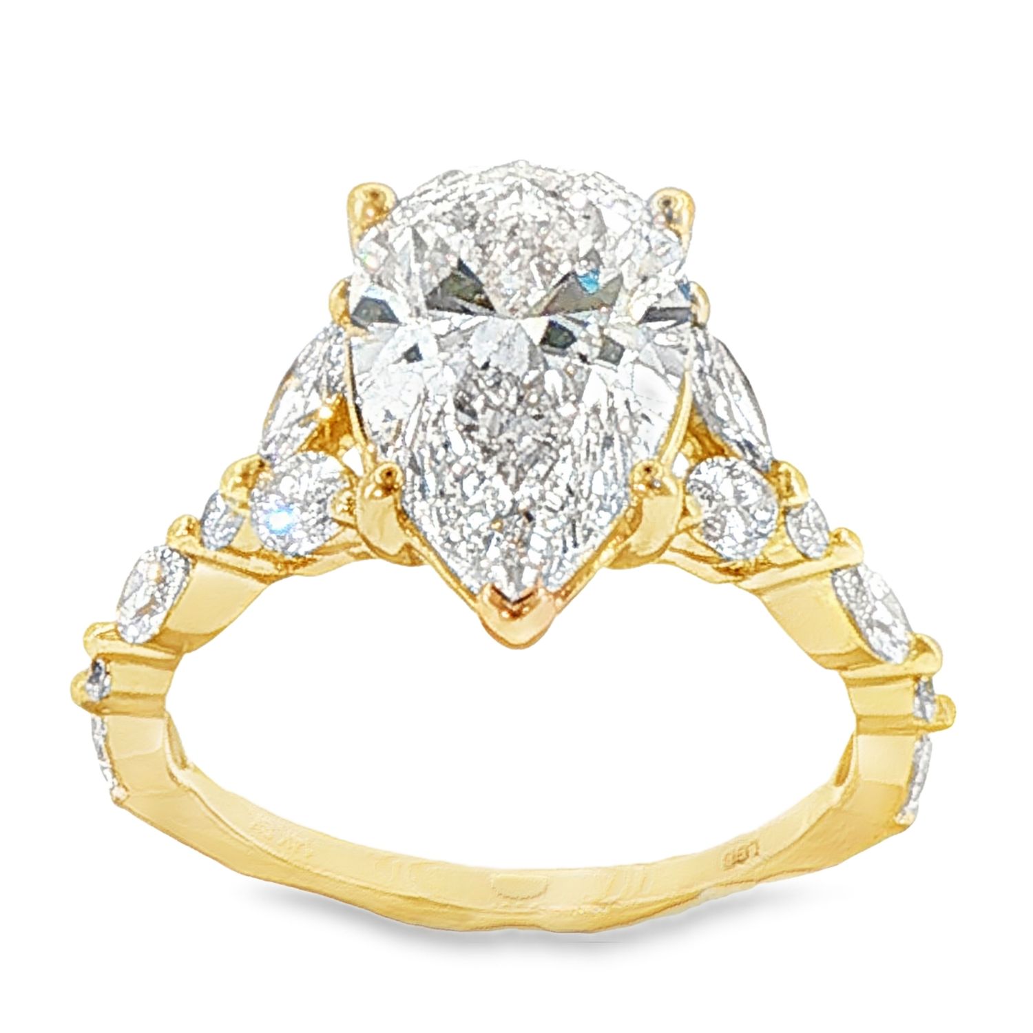 14K YG 3.90 ctw Pear-Cut LGD Engagement Ring