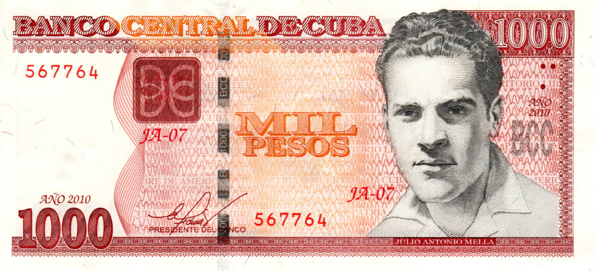 Cuba 1000 Pesos 2010 aUNC+ Banknotes P-132 Series JA-07 Paper Money