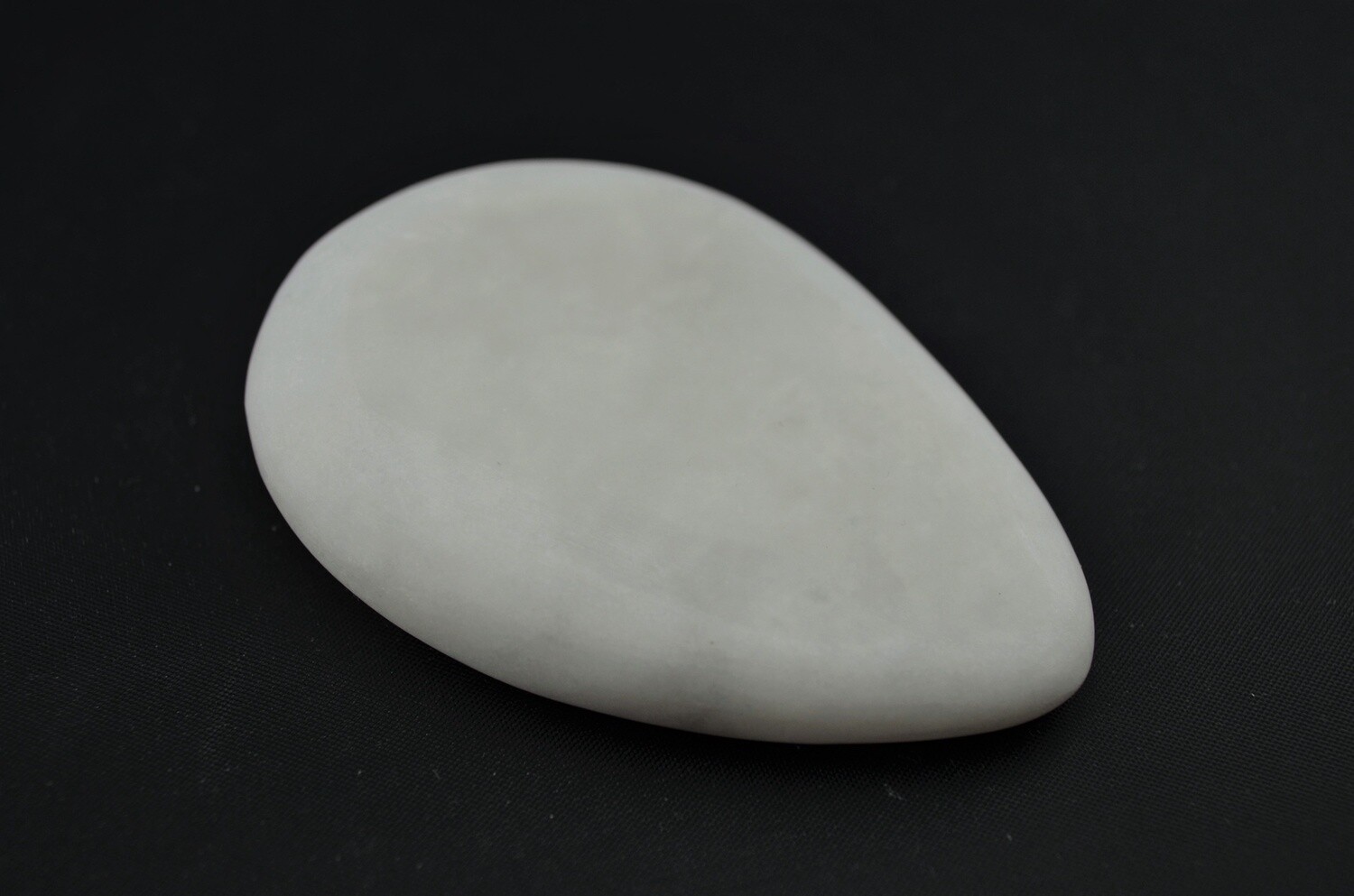 Petite pierre de coin, forme goutte d&#39;eau