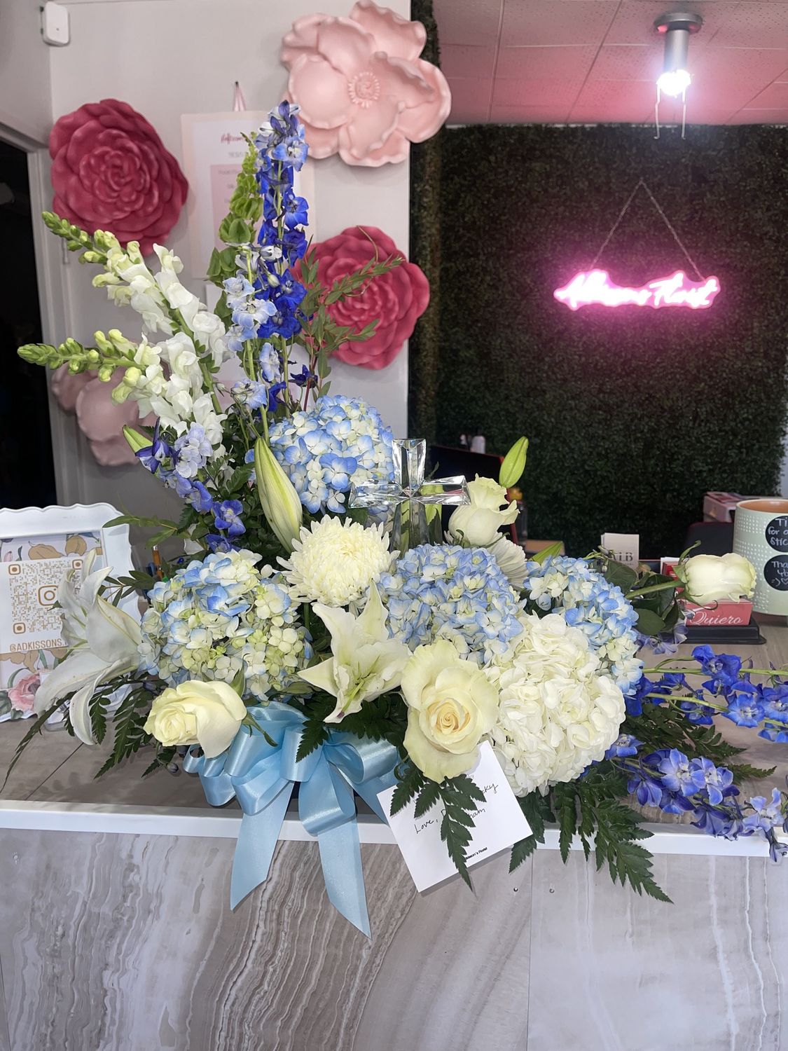 In Loving Memory  Arrangement, Type: Standard