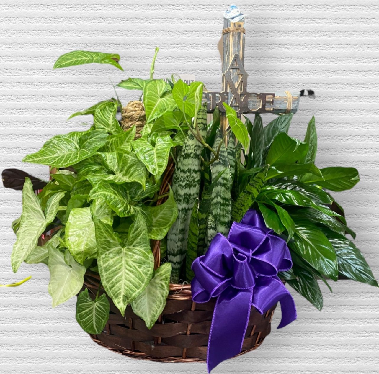 Dish Gardens, Type: Large Basket Dish Garden with Cross