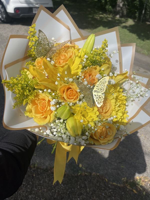 Paper Bouquets (Ramos)