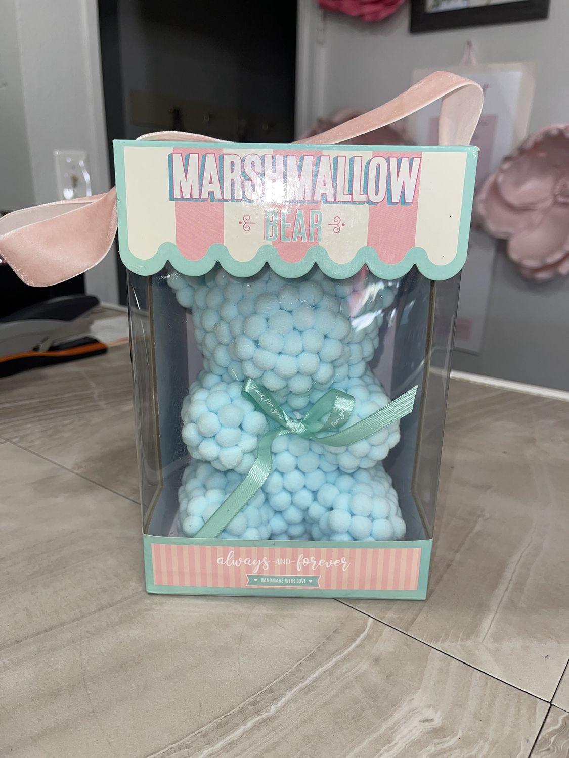 Stuffed Animals, Type: Marshmallow bear