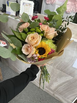 Designers Choice Paper Bouquet