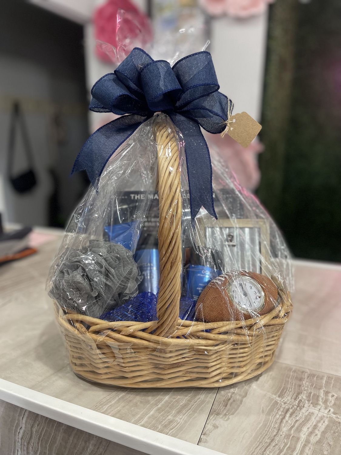 Gift Baskets for Men, Type: Mens BBW Body Care Gift Basket  Premium