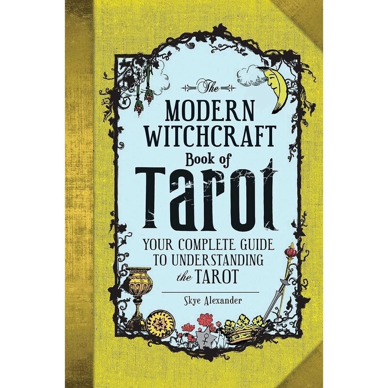 The Modern Witchcraft Book Of Tarot - Skye Alexander
